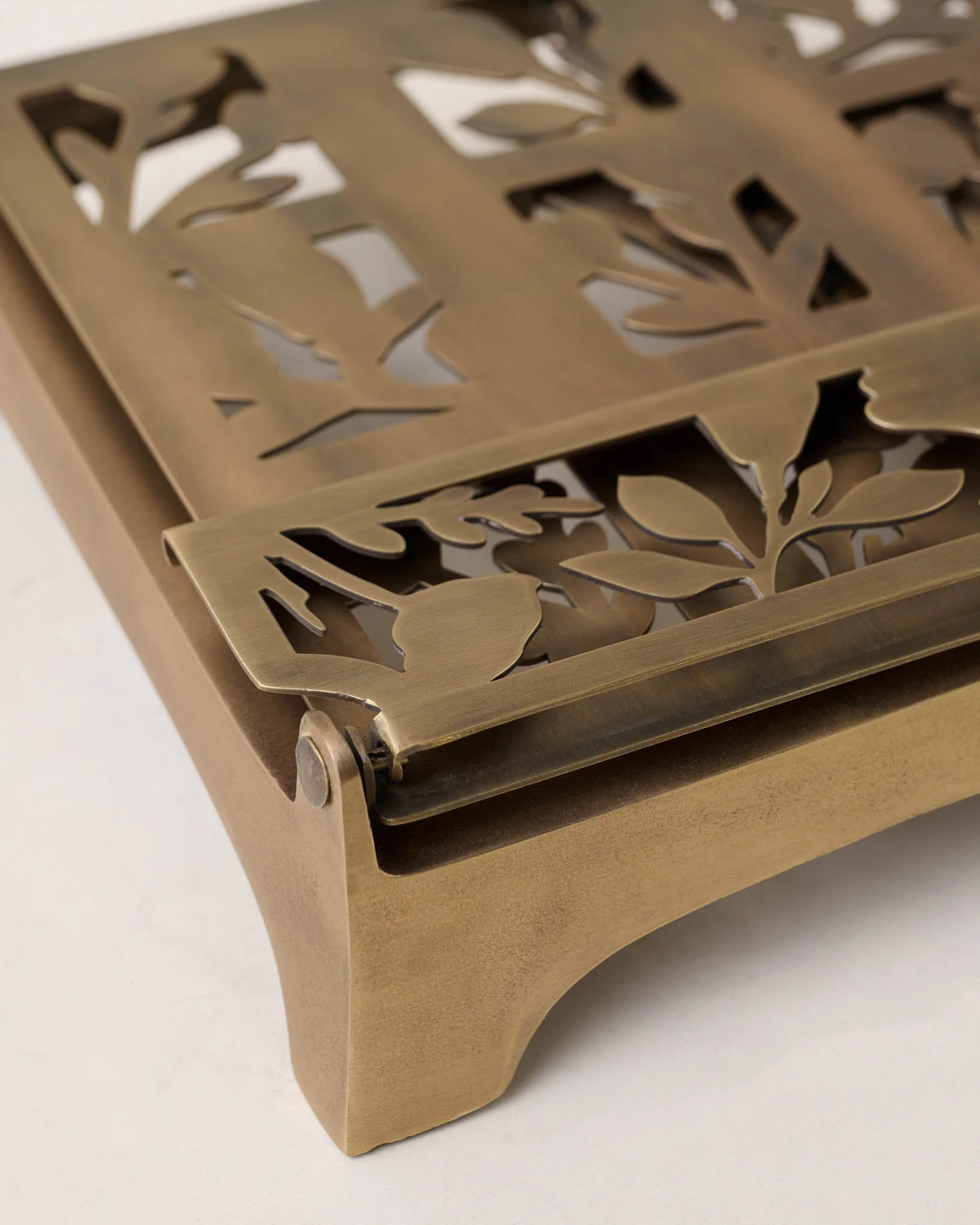Antique Brass Shadow Floral Cookbook Stand - Image 4