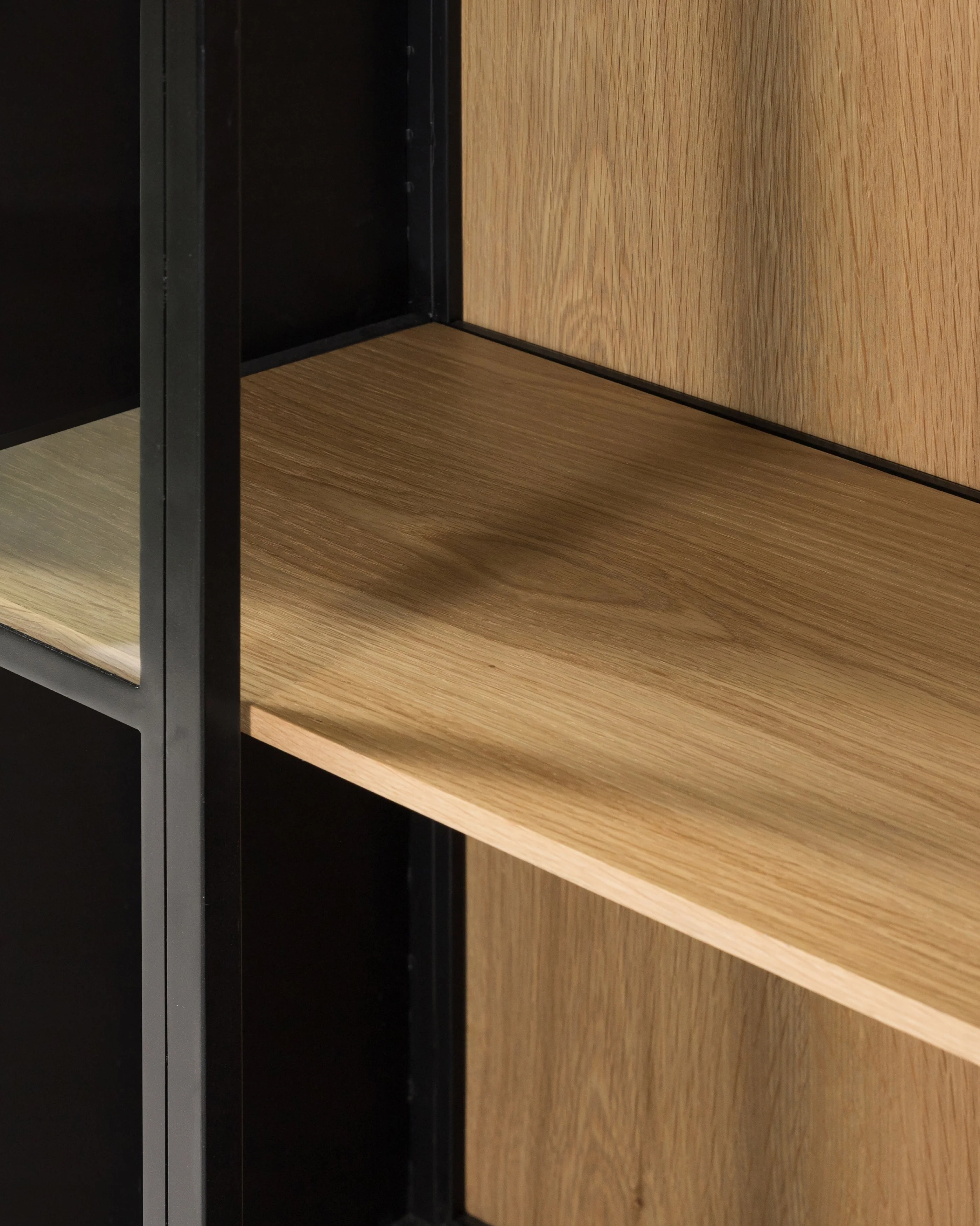 Brady Metal Cabinet - Image 7