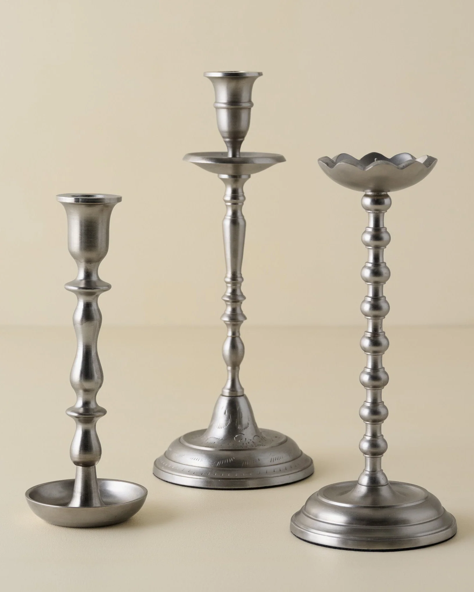 Cassandra Candle Holder - Image 2