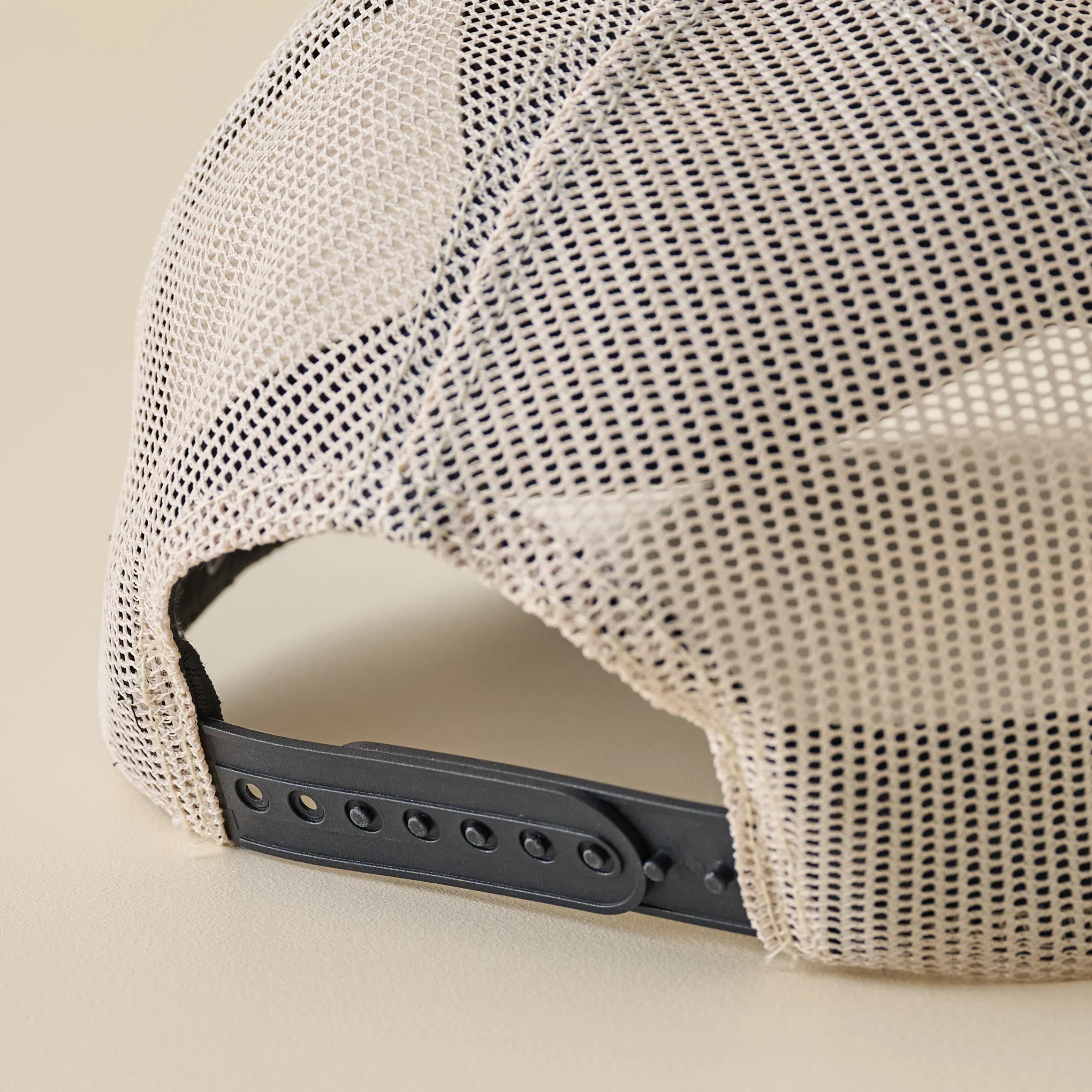 Dang Black and Cream Mesh Hat - Image 2
