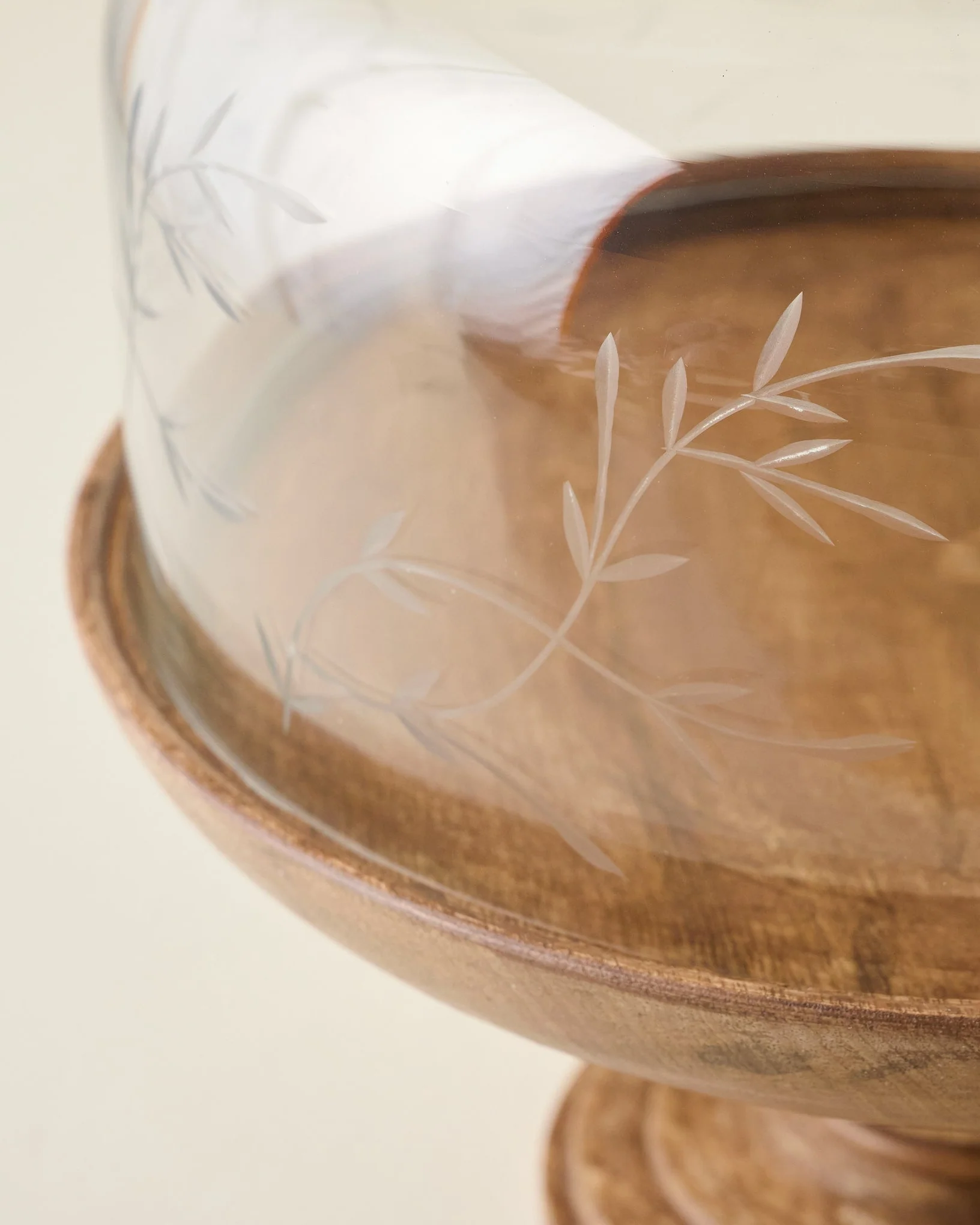 Eliane Etched Glass Cake Stand - Image 3