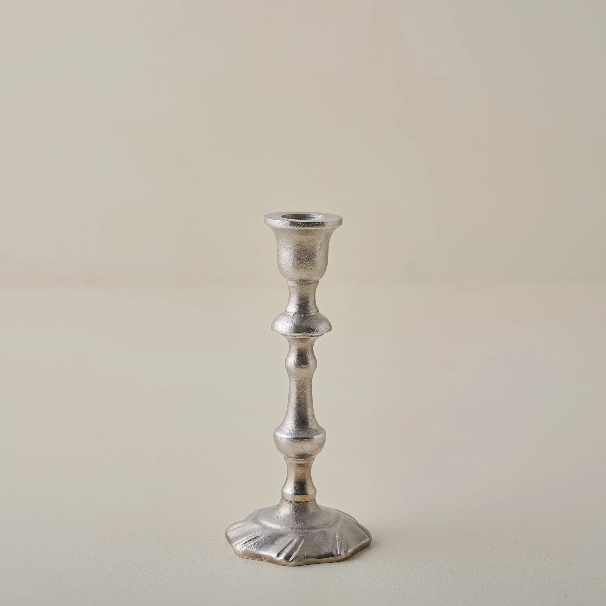 Elise Antique Inspired Taper Holder - Image 3