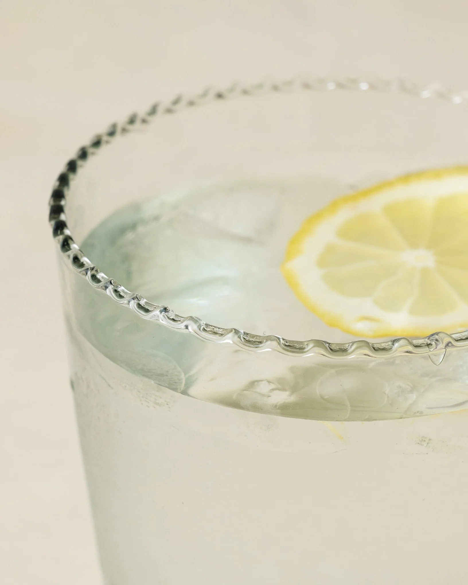 Elizabeth Bottle Cut Glass Tumbler - Image 5