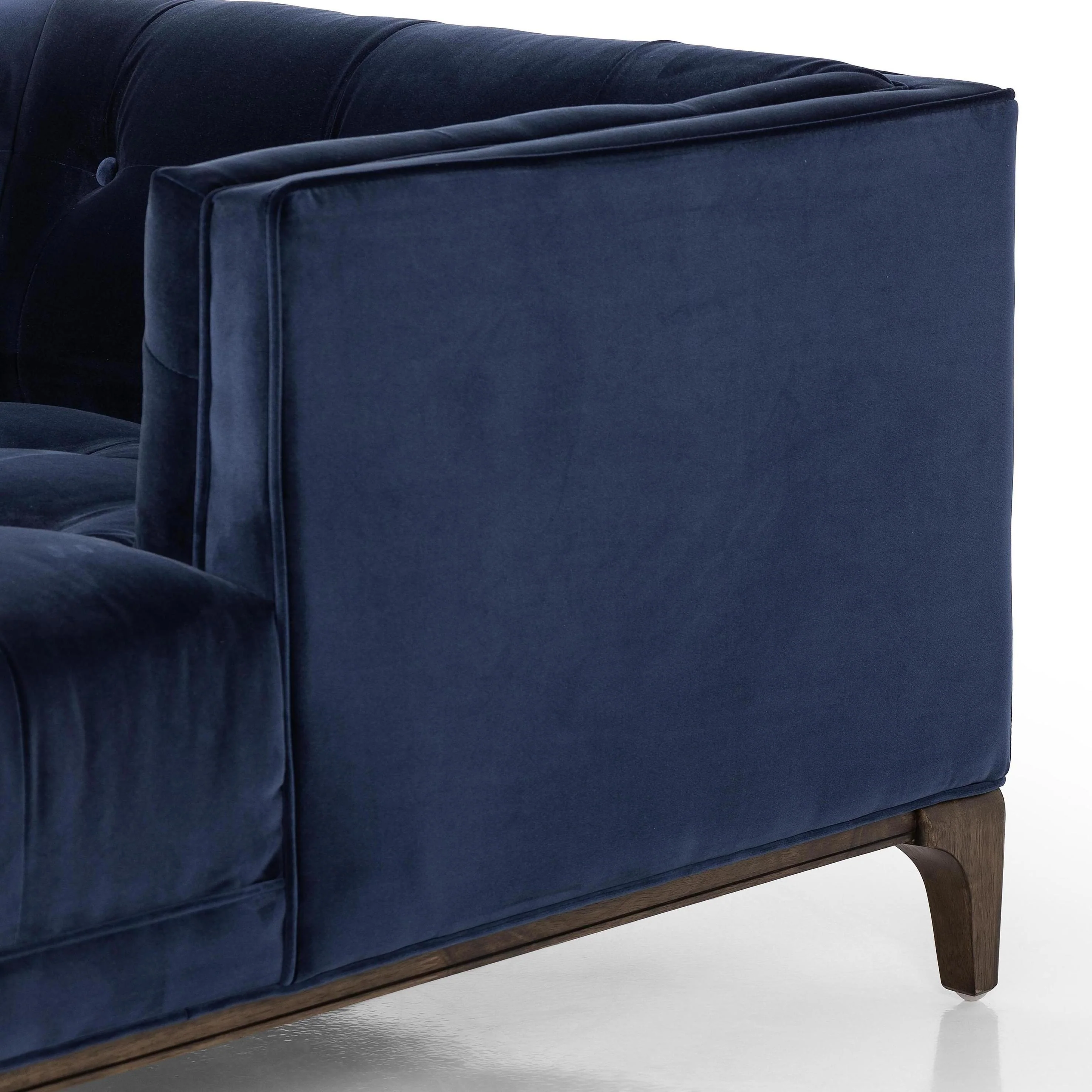 Elsie Chaise - Image 20