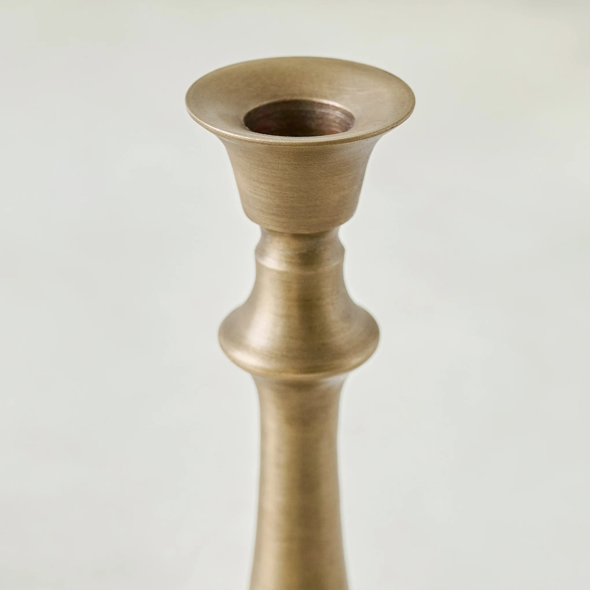 Faris Antiqued Brass Candleholder - Image 4
