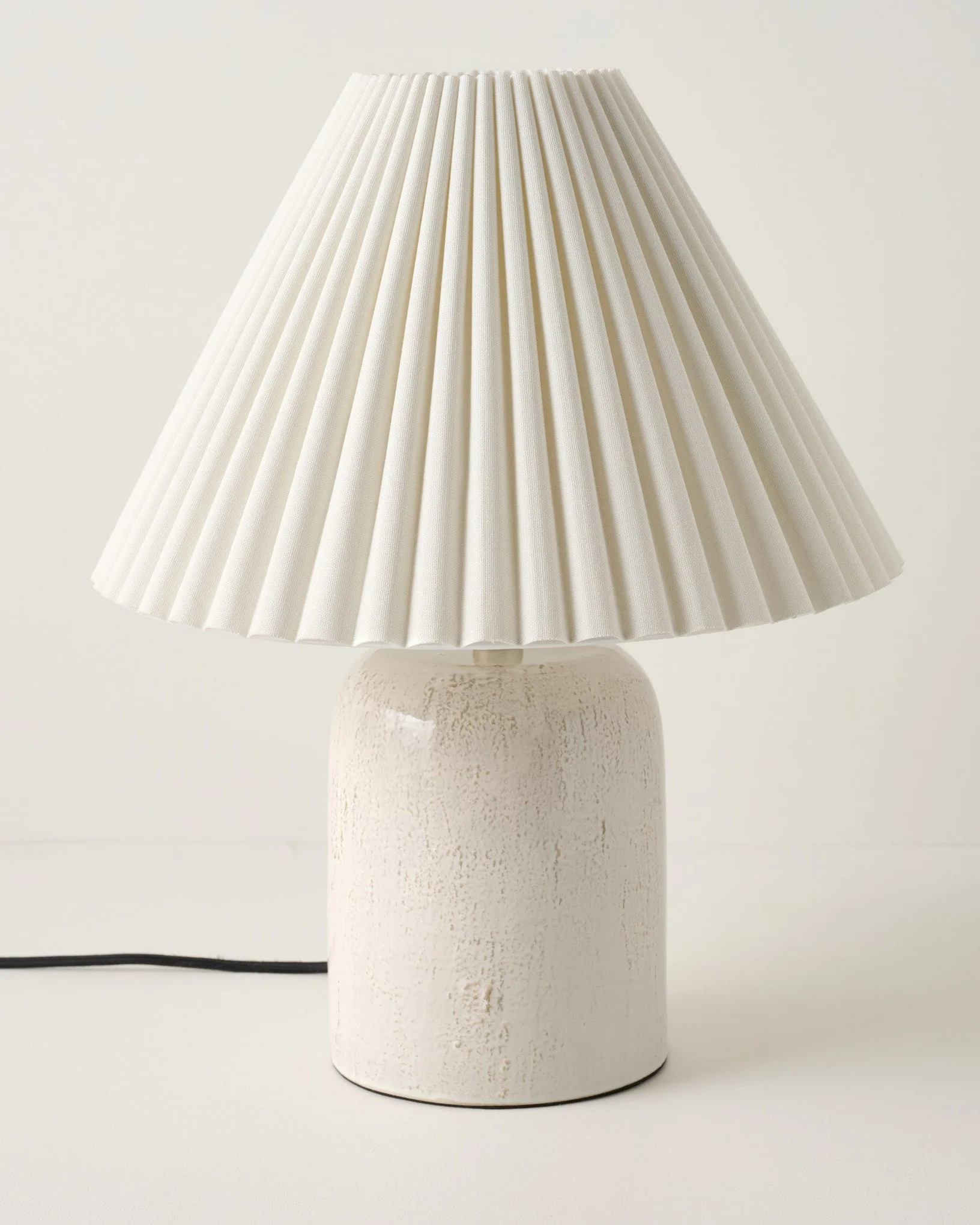 Farrah Table Lamp - Textured Cream - Image 12