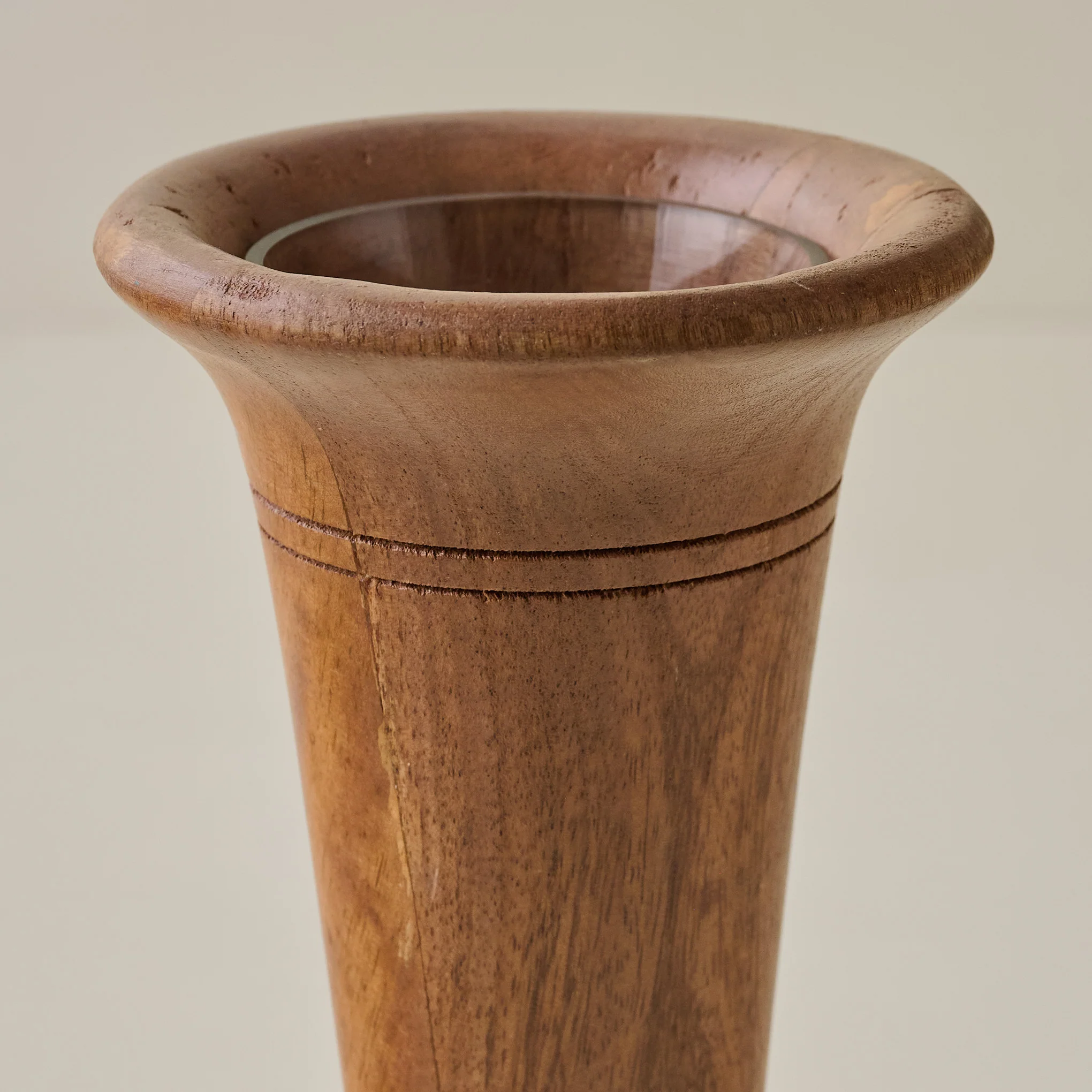 Finn Wood Vase - Image 6