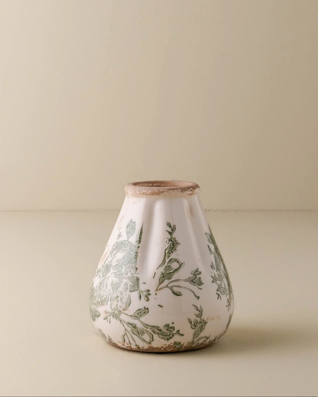 Fluted Green and White Distressed Vase - Image 3