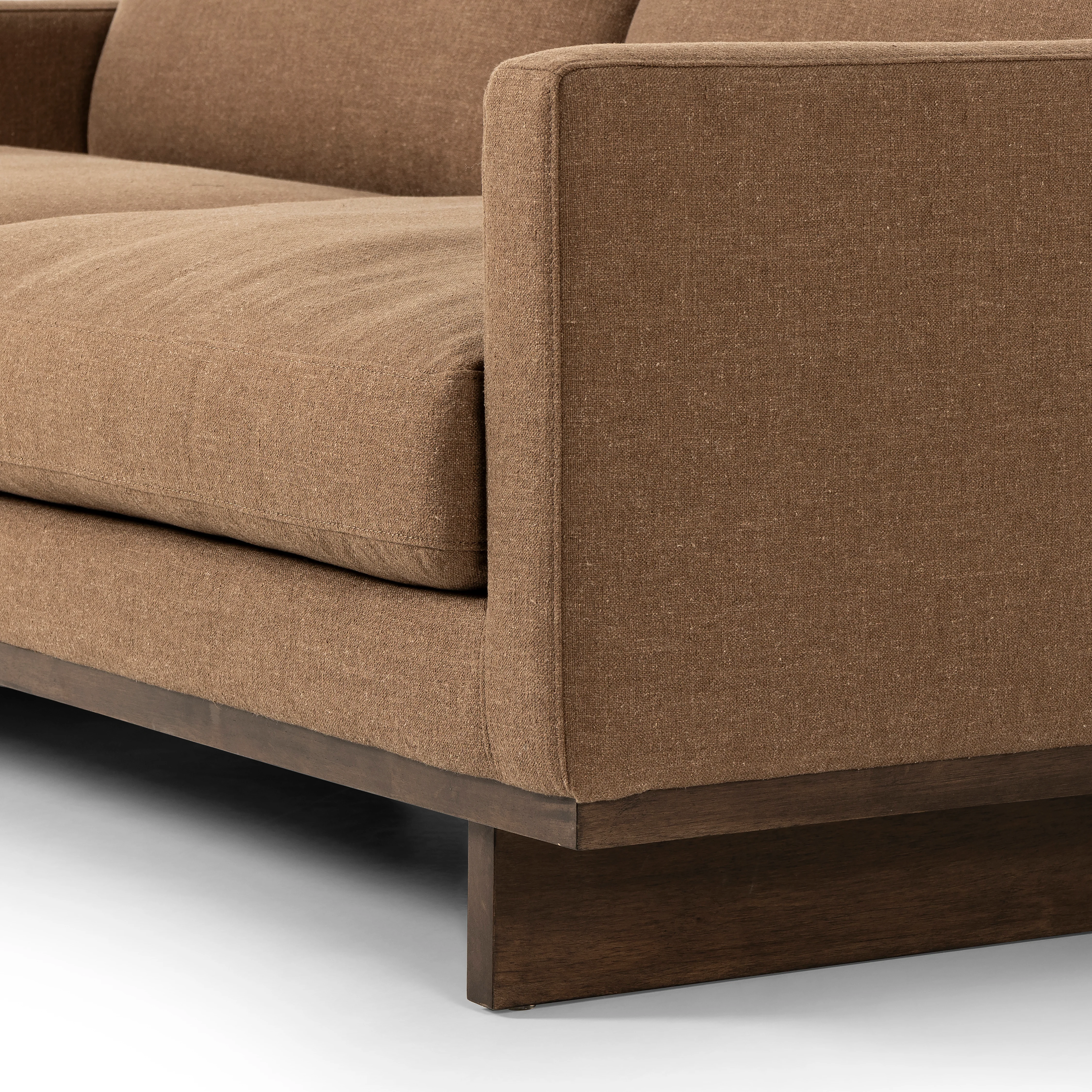 Ford Sofa - Image 24