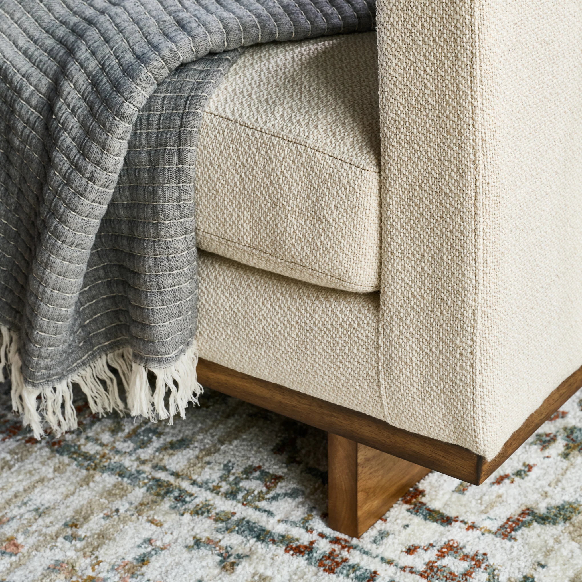 Ford Sofa - Image 3