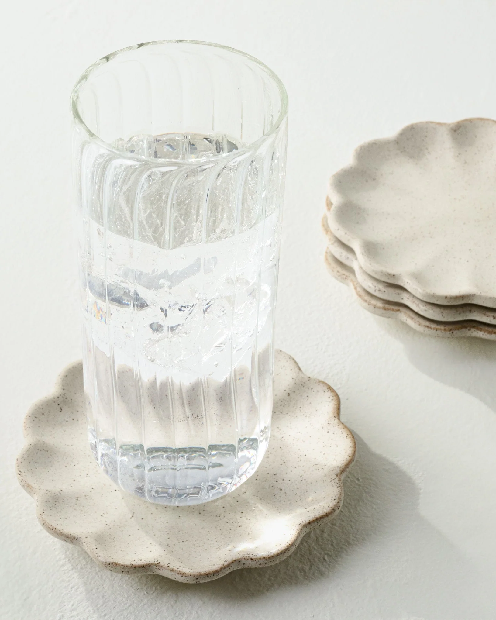 French White Scalloped Edge Stoneware Coaster Set - Image 2