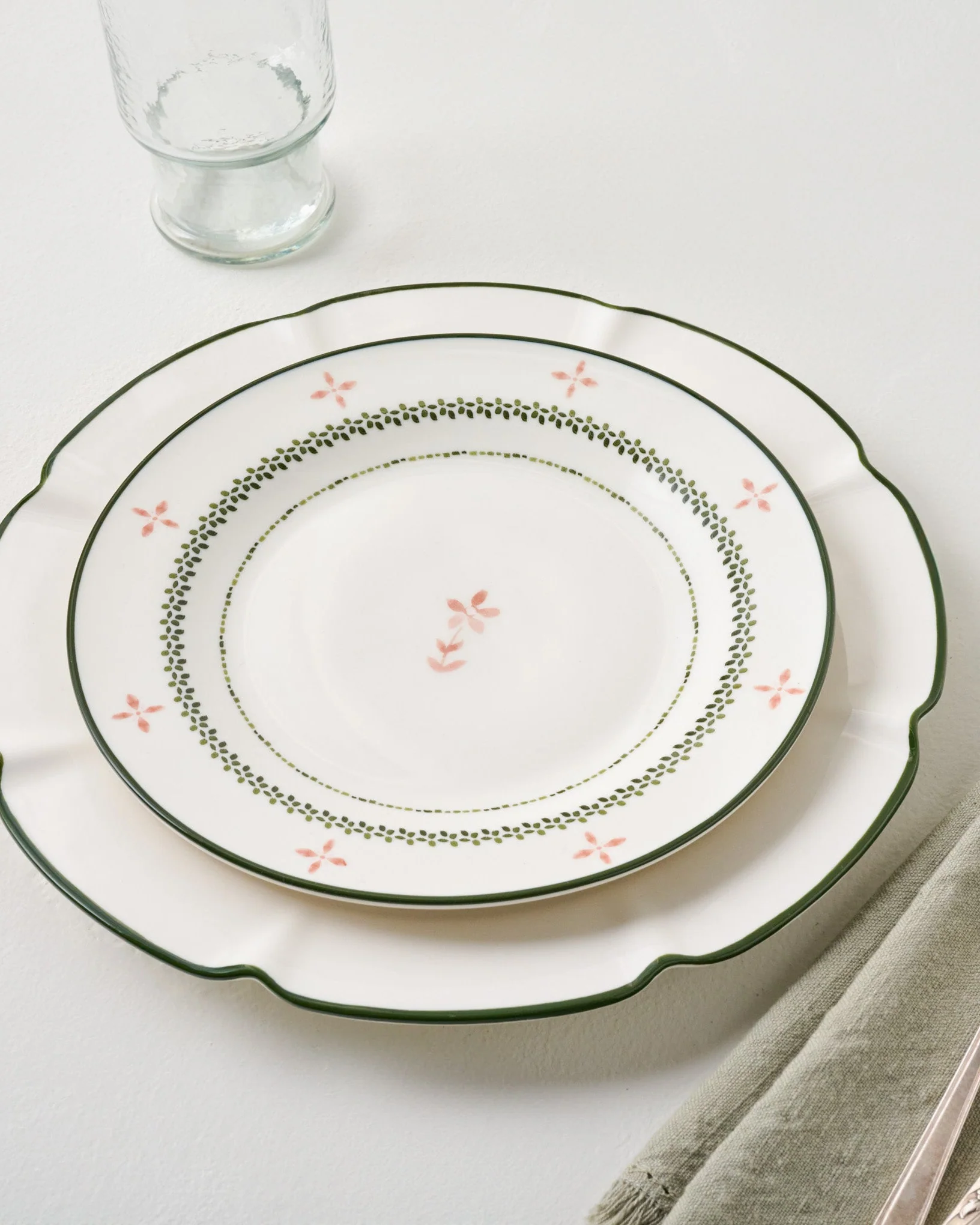 Green Luna Floral Salad Plate - Image 3