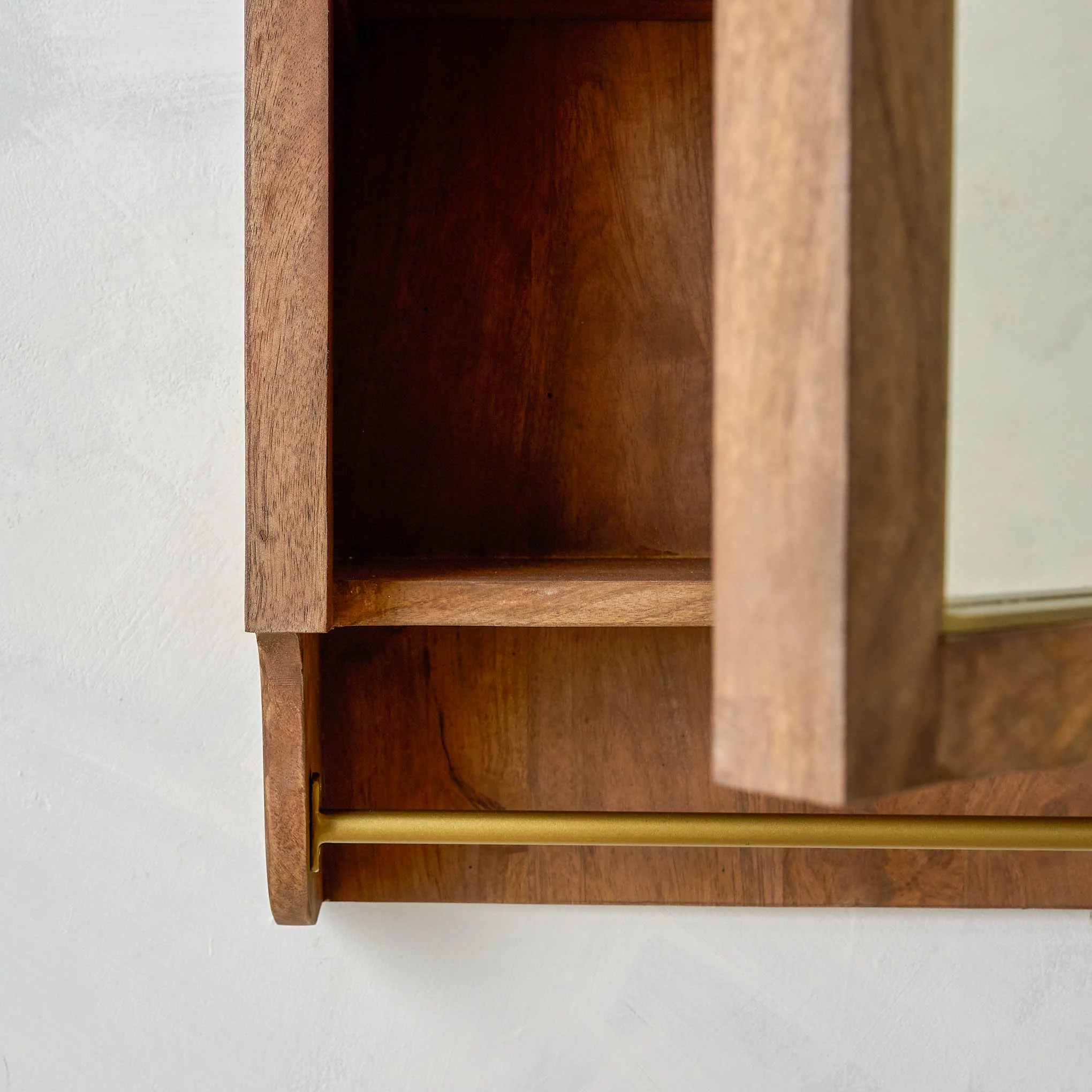 Gristmill Mirrored Wall Cabinet - Image 5
