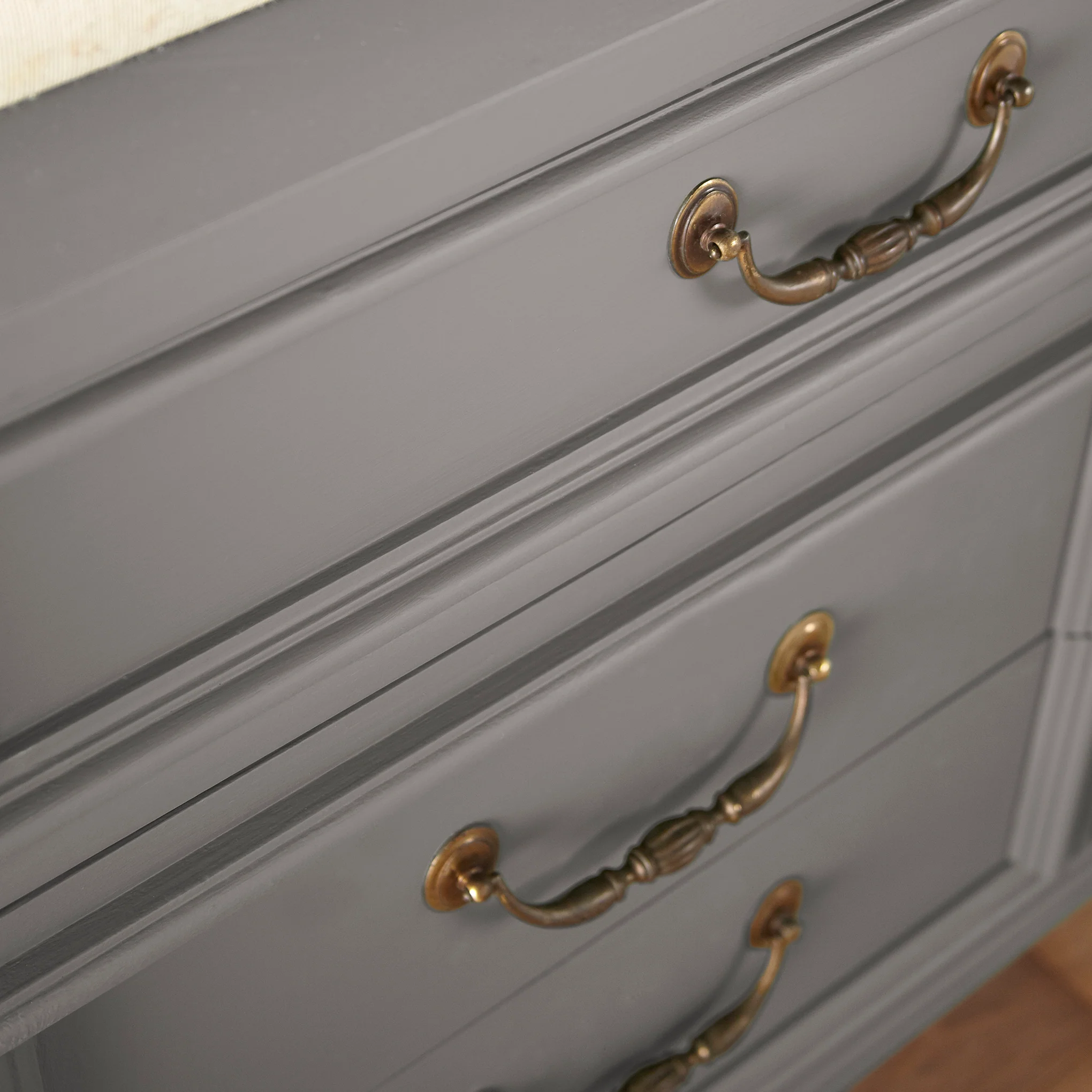 Nesting Box - Trim, Door + Cabinetry Paint - Image 5