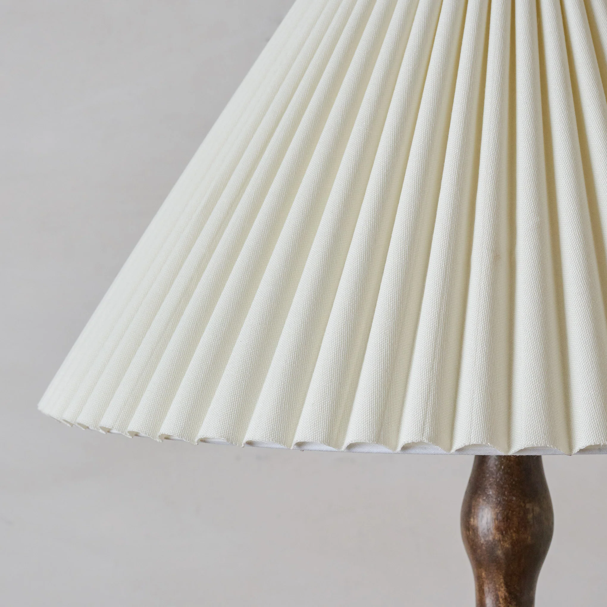 Reyna Turned Wood Floor Lamp - Image 3