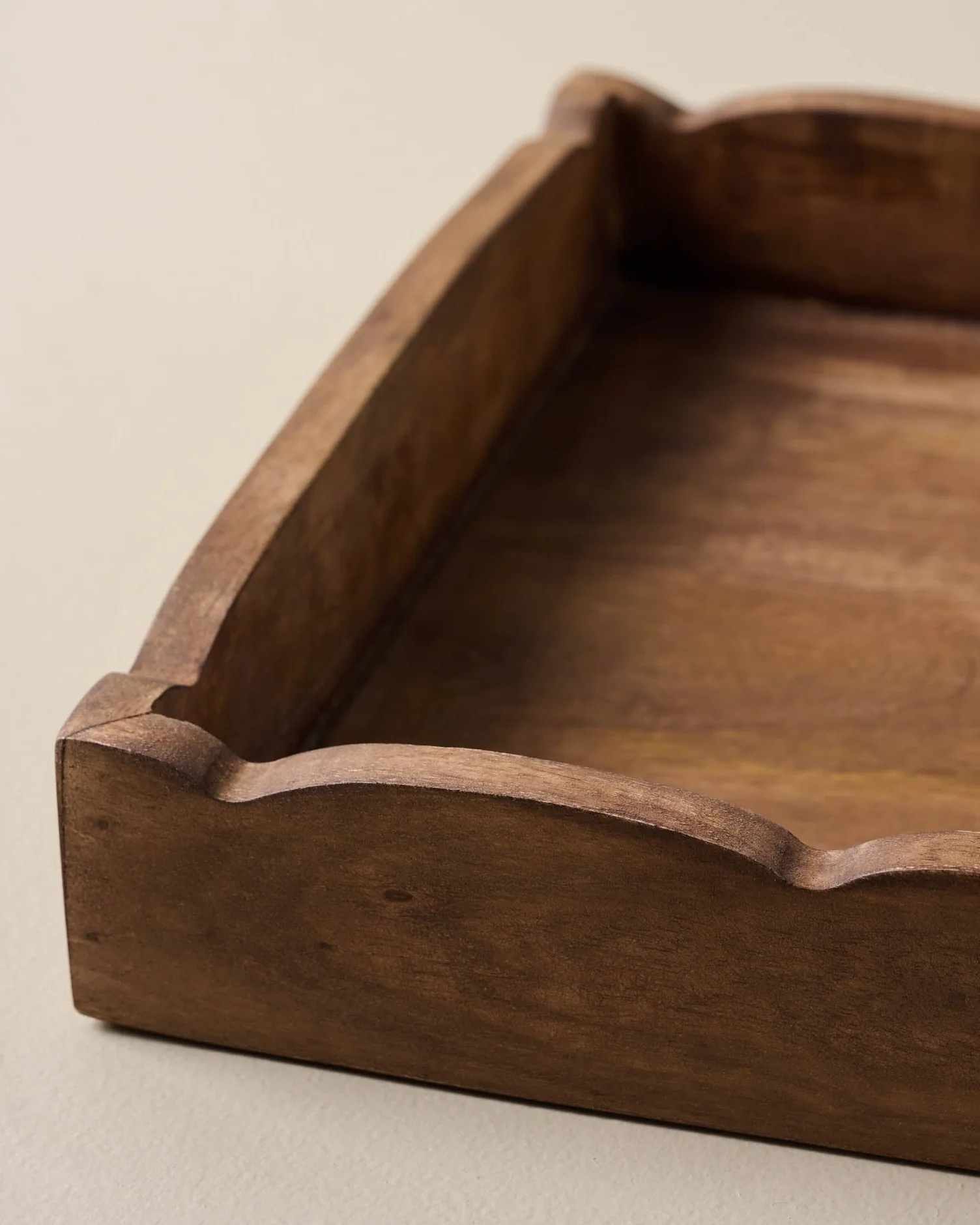 Scalloped Antiqued Wood Tray - Image 2