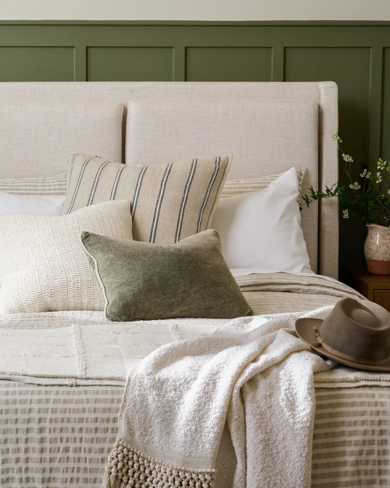 Shadow Grey + Antique White Stripe Linen Cotton Duvet Cover - Image 4